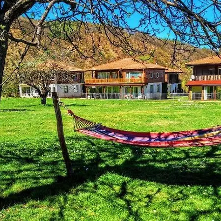 Апартамент Nikol #3 Радуил